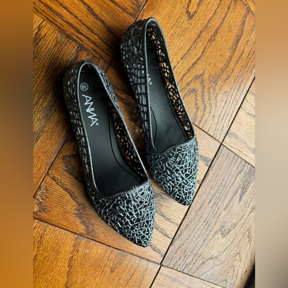 Gray Sparkle Jelly Flat
